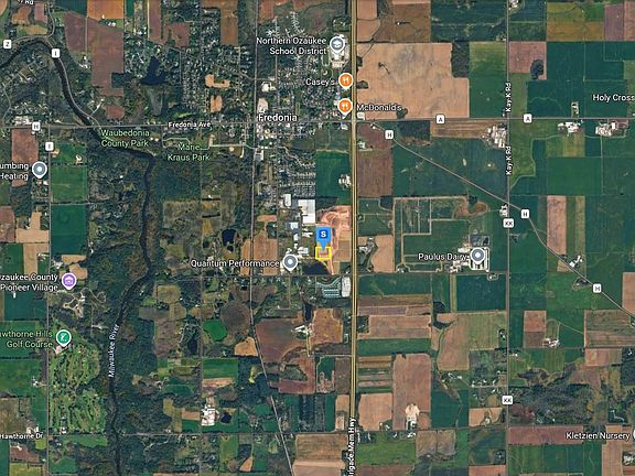 3rd image of 762 Tower Dr