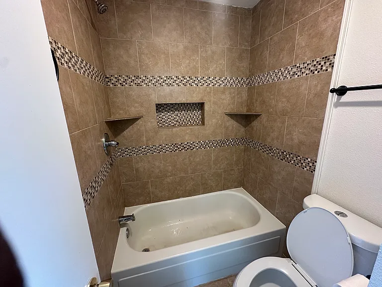 Canyon Cir — Photo 27