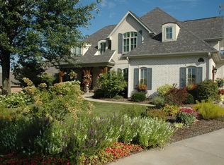 8650 Johnston Rd, Burr Ridge, IL 60527