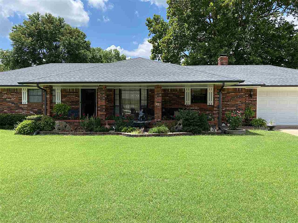 1st image of 3116 Woodside Dr