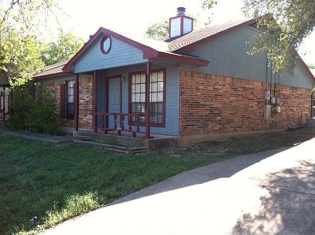 1st image of 304-306 Craddock Ave