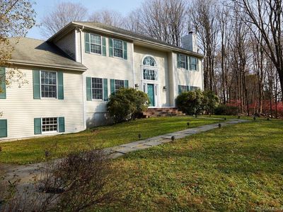 69 Old Farm Road, Weston, CT, 06883