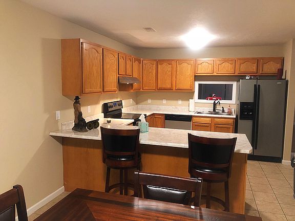 2nd image of 102 Rystan Pl