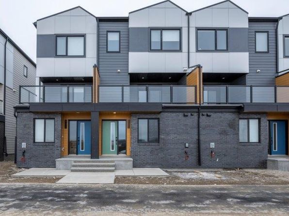 8525 19th Ave SE, Calgary, AB
