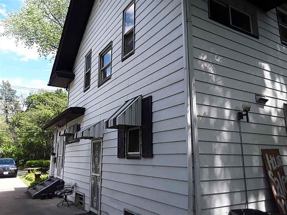 5th image of 1128 N Rockton Ave