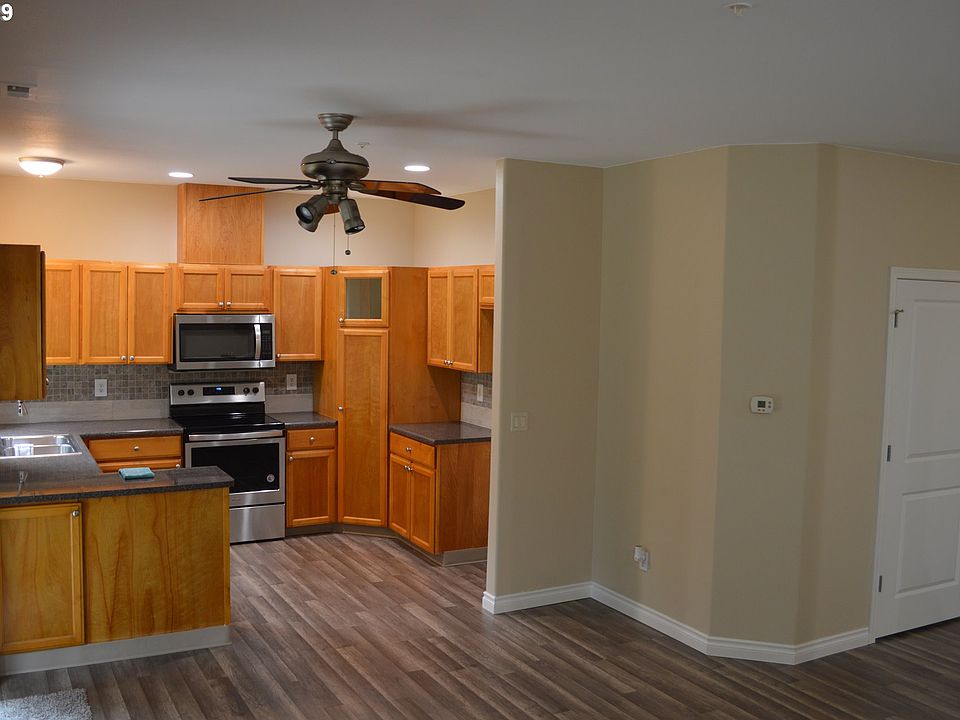 1st image of 5264 NE 121st Ave APT 222
