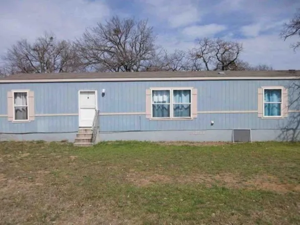 137 South St, Tow, TX 78672