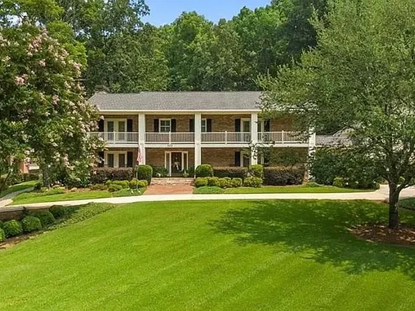 505 Briarwood Rd, Lancaster, SC 29720