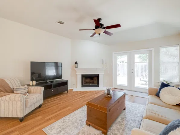 3704 Kissman Dr, Austin, TX 78728