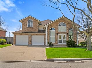 4425 Cherry Hill Rd, Windsor, ON N9G2P5