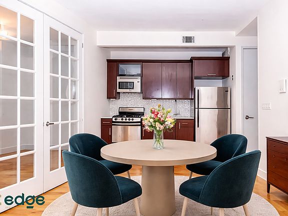 3rd image of 1323 Bedford Ave APT 3F