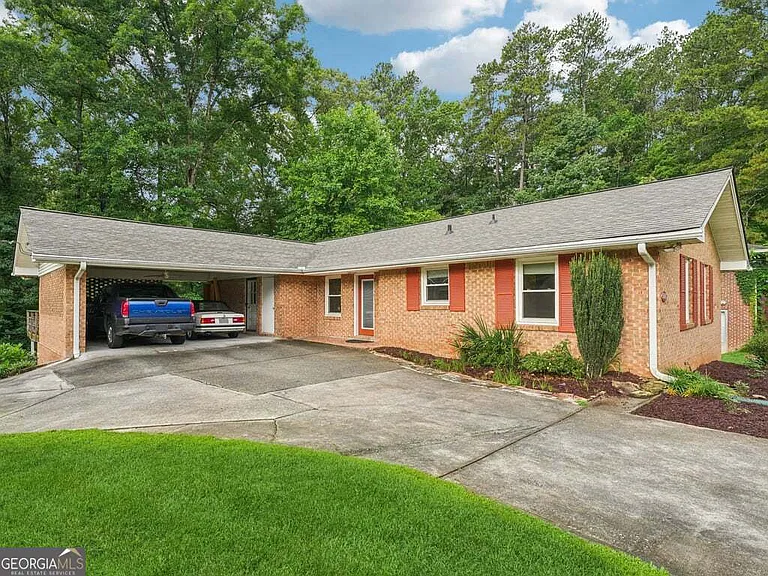 508 Cool Creek Trl SE — Photo 2