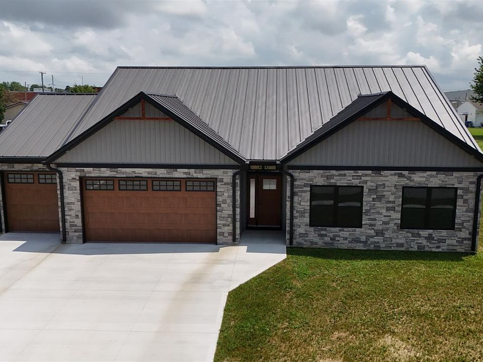 1st image of 203 Crestwood Dr