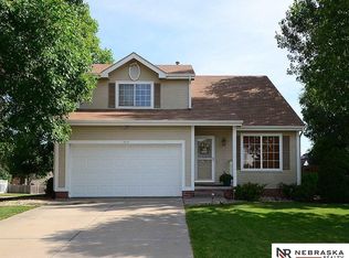 15110 Wirt St, Omaha, NE 68116