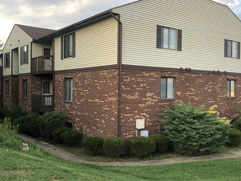 972 Gordon Smith Blvd — Photo 3