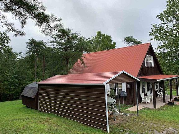 2nd image of 1025 Lake Dr