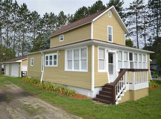 918 West St, Boyne City, MI 49712