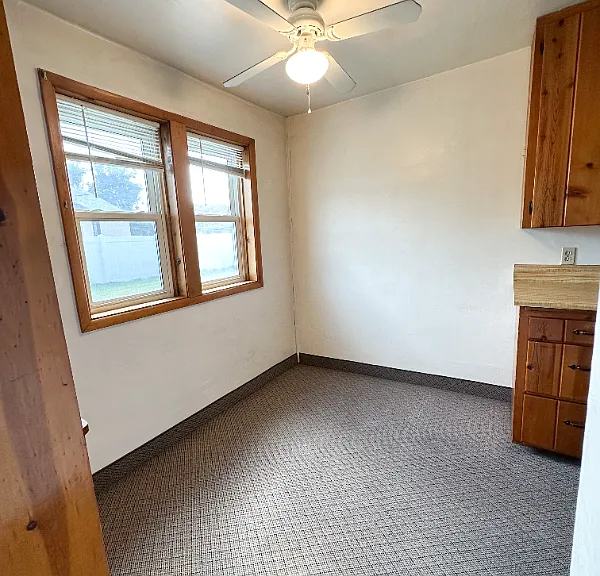 212 E 1st St #1 — Photo 5