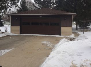 1027 Martin Ave, Fond Du Lac, WI 54935
