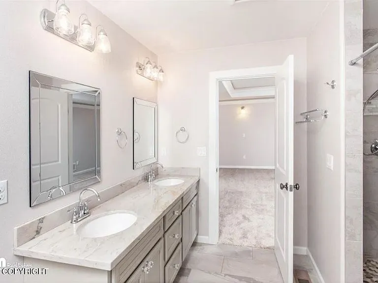4750 W Kaylee River Cir — Photo 41