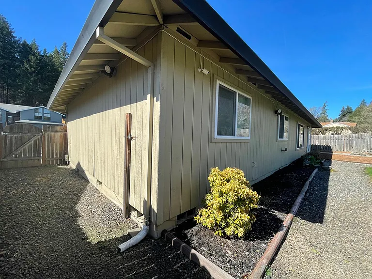 12956 SE 126th Ave — Photo 34
