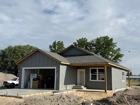 170 17th St, Heyburn, ID 83336