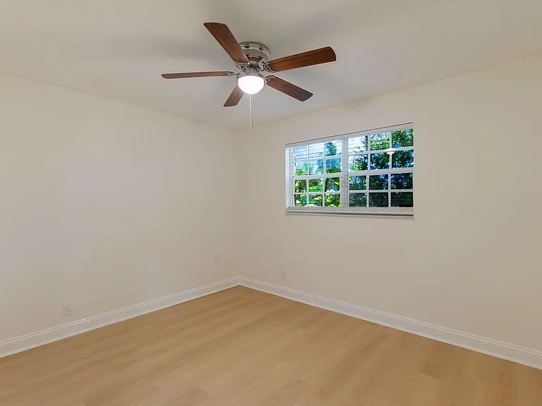 2831 N Seacrest Blvd #A — Photo 20