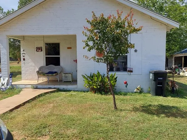 416 S Post Oak St, Mason, TX 76856