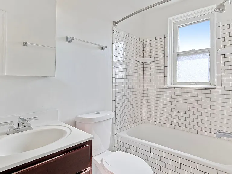 Butler Place Apartments — Photo 29