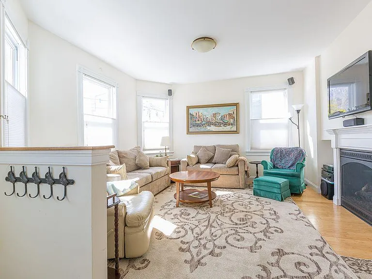 6 Boardman St — Photo 3