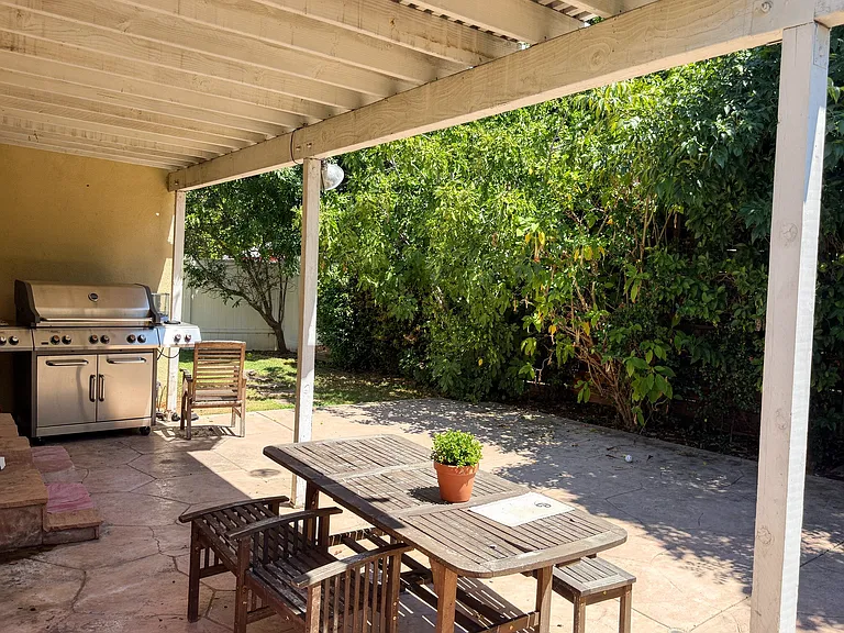 17464 Burma St — Photo 16