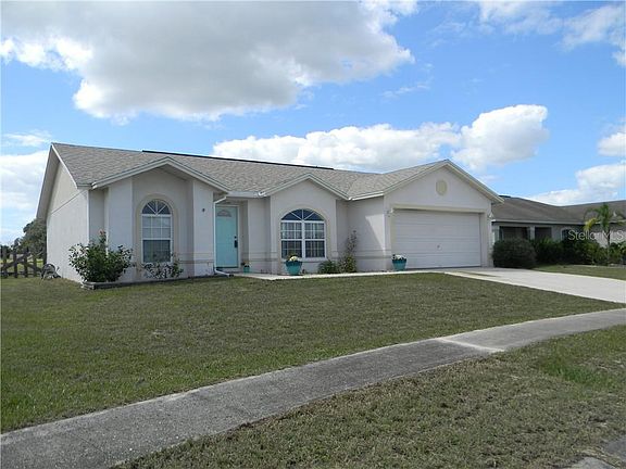 4th image of 353 Arlington Cir