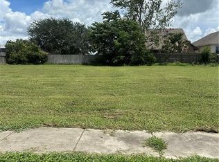 8325 Creole Dr, Chalmette, LA 70043