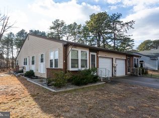 9A Greenwood Ln, Manchester Township, NJ 08759