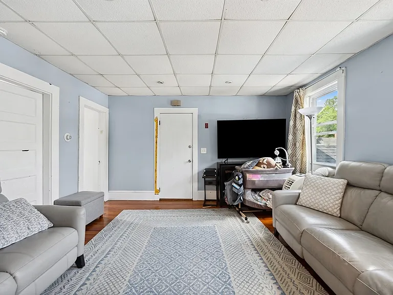 90 Irving St #2 — Photo 12