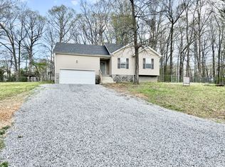 525 Leeza Loop, Dickson, TN 37055