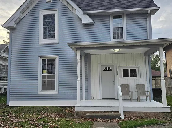 1004 S Anderson St, Elwood, IN 46036