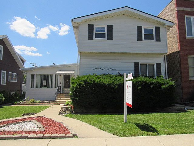 1st image of 2504 N 74th Ave