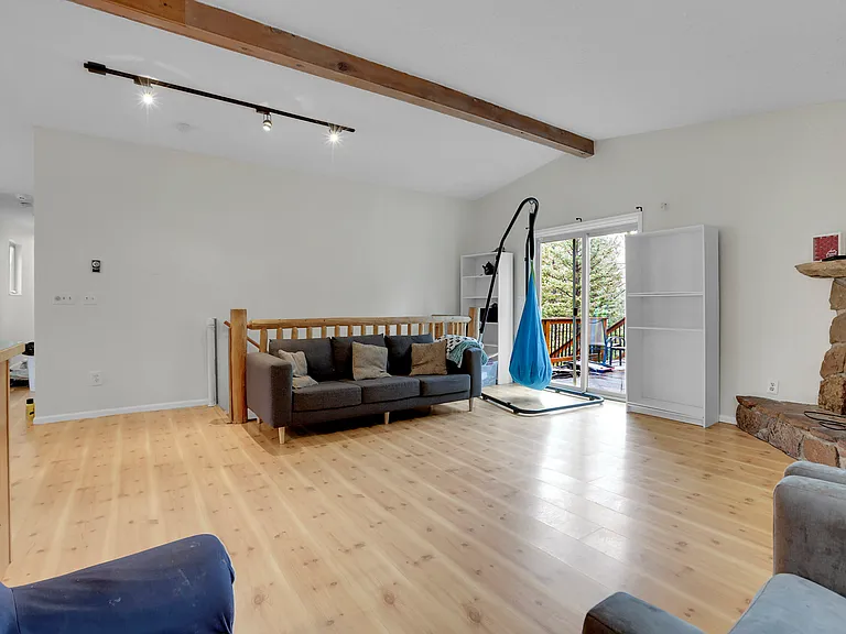 9209 William Cody Dr — Photo 2