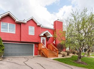 2514 Geranium Ave E, Maplewood, MN 55119