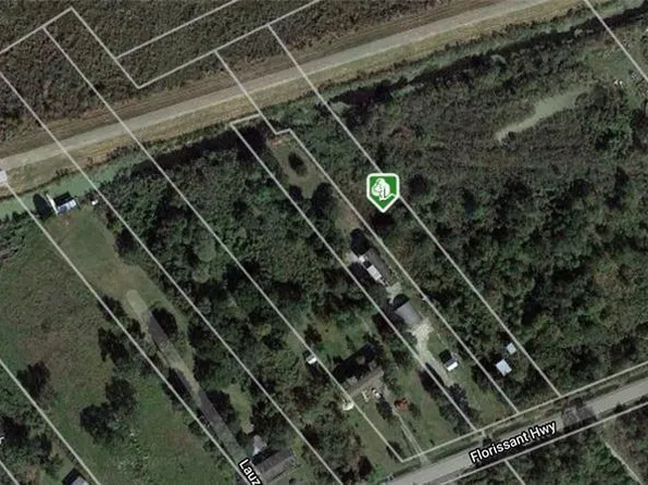 413 Florissant Hwy, Saint Bernard, LA 70085