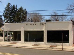 366 S Maple Ave, Glen Rock, NJ 07452