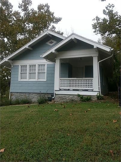 1st image of 2800 E 60th St