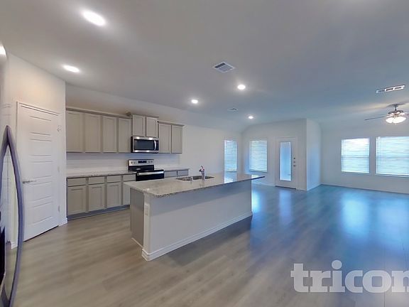 4th image of 431 Rivendale Way