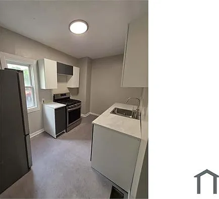 2 bed, 900 sqft, $1,300 — Photo 2