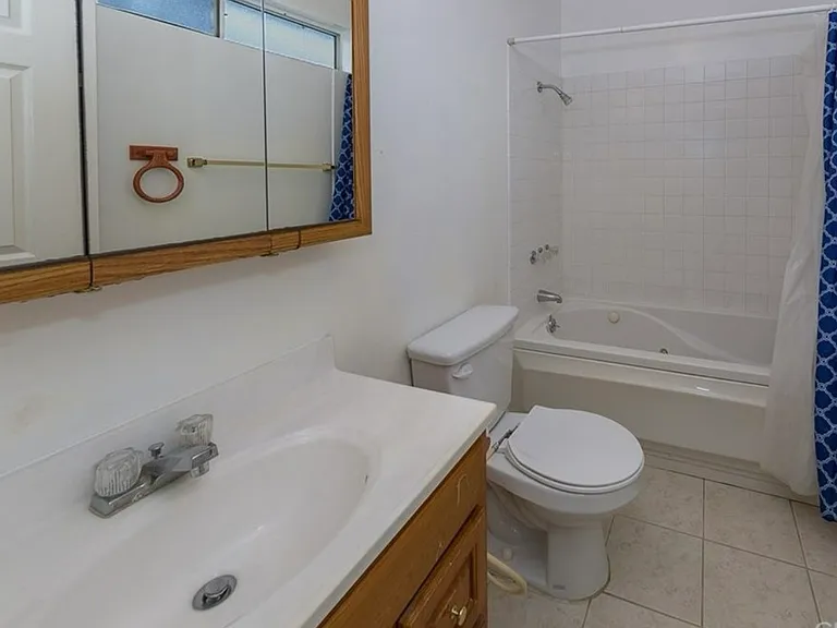 17082 Kingsbury St — Photo 1