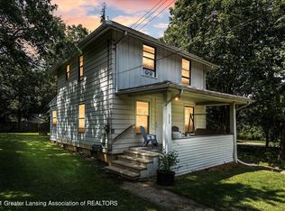 1717 Illinois Ave, Lansing, MI 48906