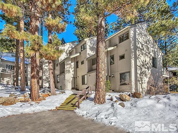 2nd image of 770 Southwood Blvd Unit 1