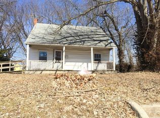 930 College Ave, Alton, IL 62002