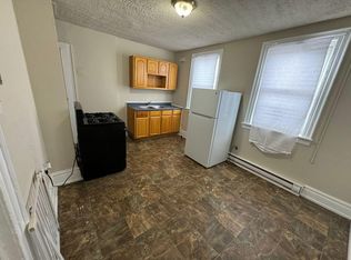 381 Leslie St #C3, Newark, NJ 07112